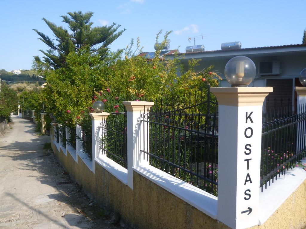 Kostas Apartments & Studios Agios Georgios Pagon Exteriör bild